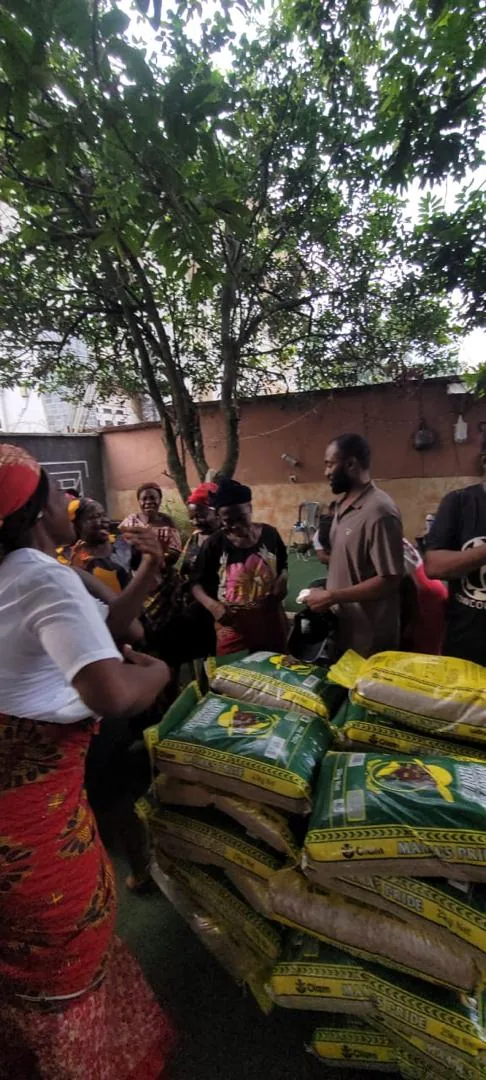 Community members during Holyghost Anointed Foundation food support and poverty relief activity