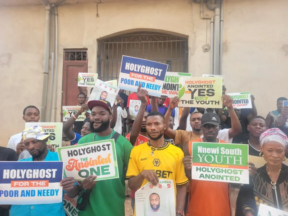 Youth and community members during Holyghost Anointed Foundation outreach in Nnewi South