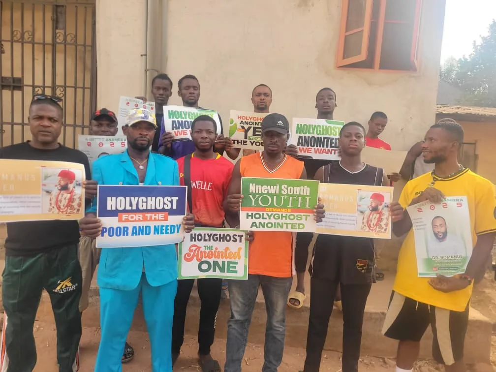Young people participating in Holyghost Anointed Foundation Nnewi South community outreach